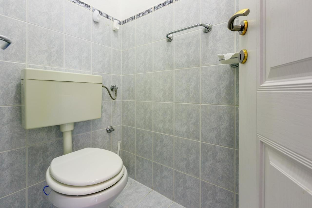 Apartment Eni Selce Exterior foto