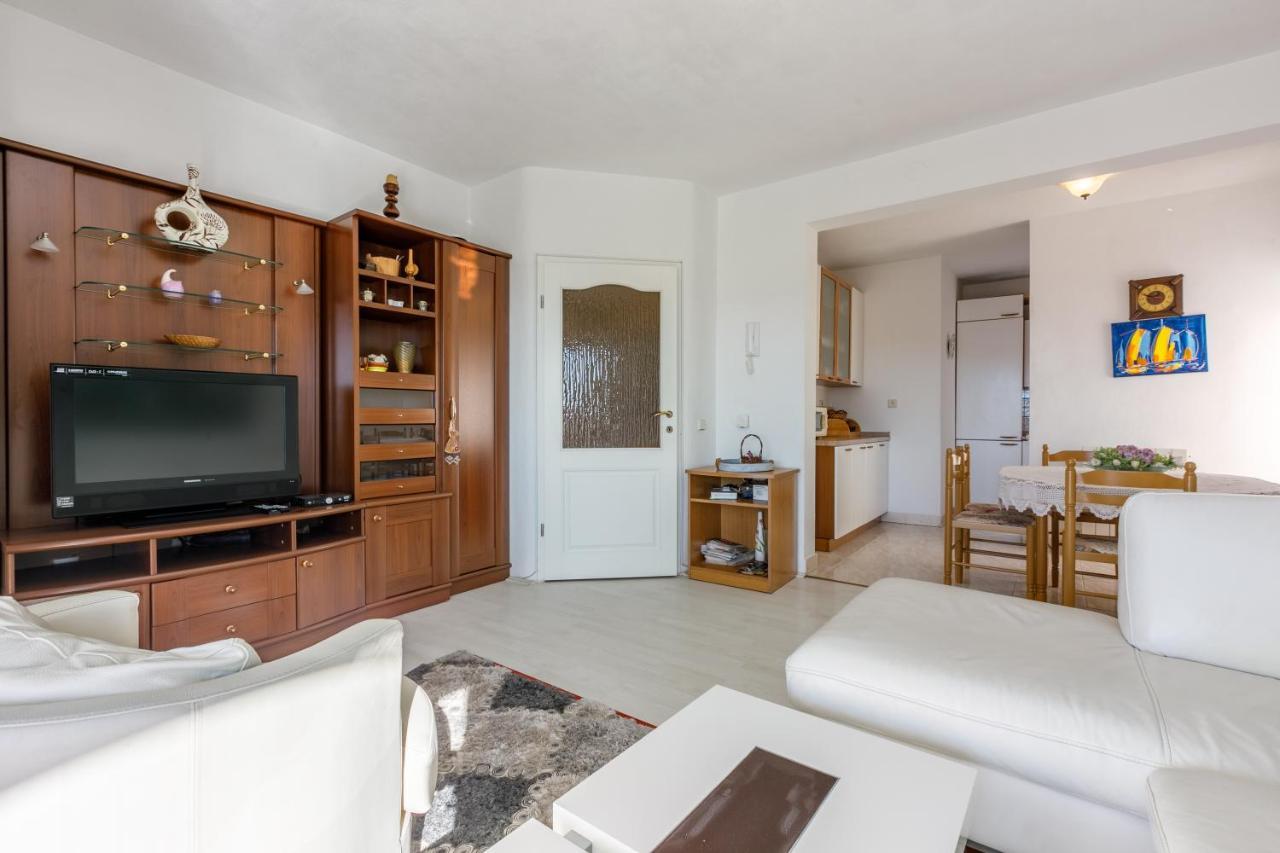 Apartment Eni Selce Exterior foto