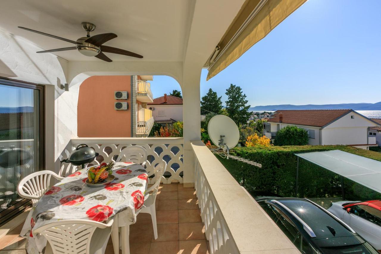 Apartment Eni Selce Exterior foto
